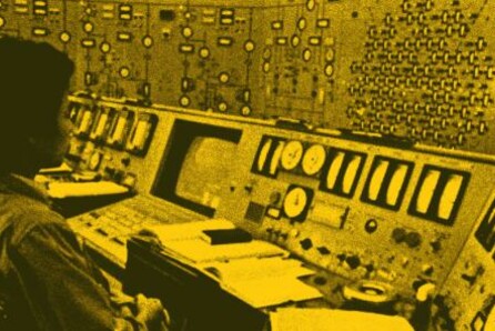 Meltdown w/ Manu + Roman + Saradis at six d.o.g.s