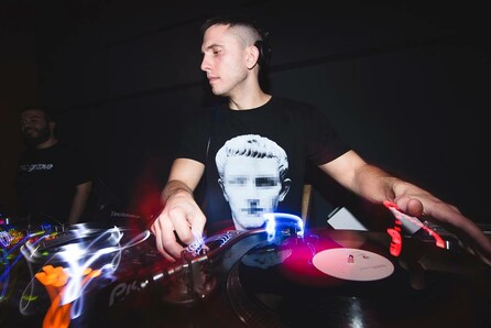 Simos Ares, JERM, Mr.M, a.metz