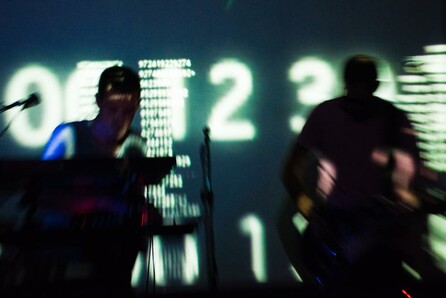 Space Blanket live 