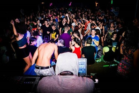 Zombalistic x CRAY @ Komma Bar