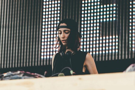 Pre-ADD: Amelie Lens