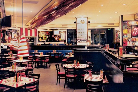 FIESTA CUBANA PARTY @ TGI FRIDAYS™ ΑΜΠΕΛΟΚΗΠΩΝ
