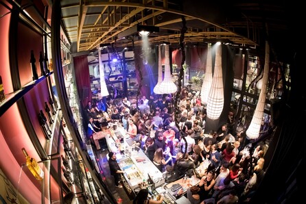 Madama Champagne Party
