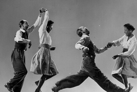 Stomp off, swing & roll dance party 