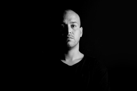 Voltage: Alberto Ruiz