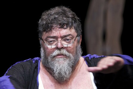 Το Μεγάλο Εμείς