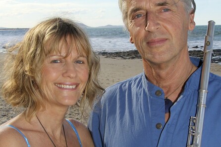 Terry Oldfield & Soraya