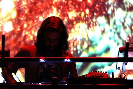 The sound of color: Ένα in situ, οπτικο-ακουστικό project