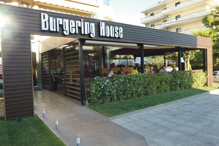 BURGERING HOUSE