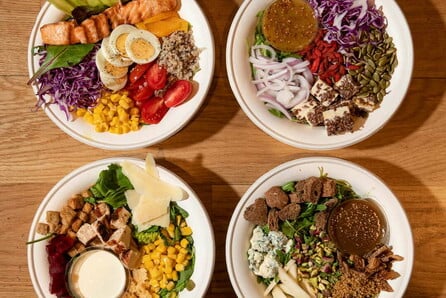 Local Green: Grain bowls, wraps και acai bowls στη Περικλέους