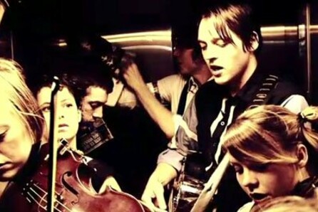 Άκουσε το Reflektor των Arcade Fire
