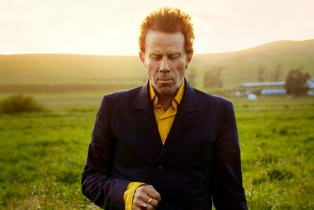 Η πρώτη συναυλία του Tom Waits μετά από 5 χρόνια