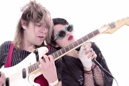 Η Sky Ferreira διασκευάζει Ariel Pink
