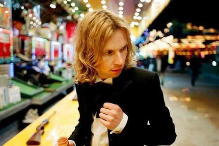 Άκουσε το νέο άλμπουμ του Beck
