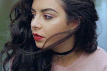 Νέο βίντεο από την Charli XCX