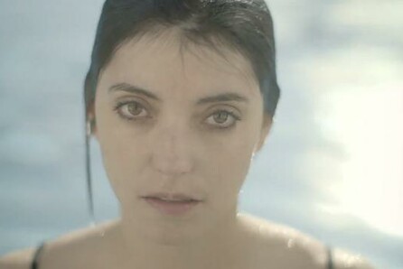 Νέο βίντεο από την Sharon Van Etten