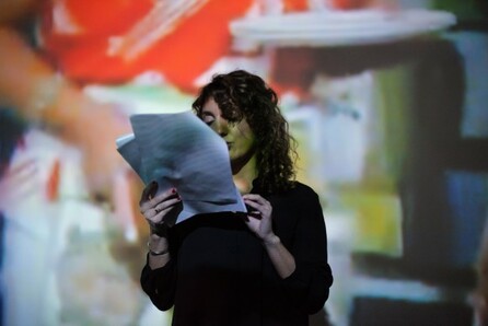 Η Quinn Latimer διαβάζει από το εν εξελίξει βιβλίο της «Anthology»