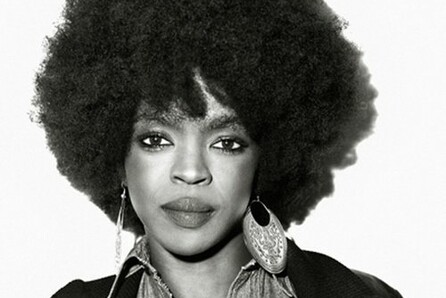 H Lauryn Hill διασκευάζει Nina Simone