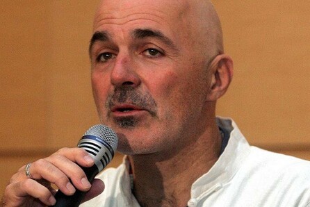 Παραμένει για τρία ακόμη χρόνια ο Στάθης Λιβαθινός στο τιμόνι του Εθνικού Θέατρου