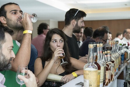 Στο Rum & Whisky Festival θα μάθουμε τα πάντα για το ουίσκι και το ρούμι