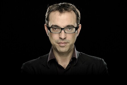 Ο σύγχρονος θεατρικός συγγραφέας Sergi Belbel έρχεται στην Αθήνα