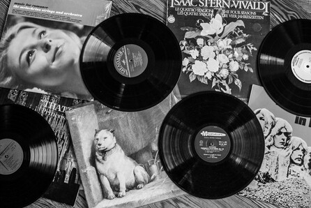 Rock, pop, soul, jazz και πολλά ακόμη βινύλια στο bazaar του metamatic:taf