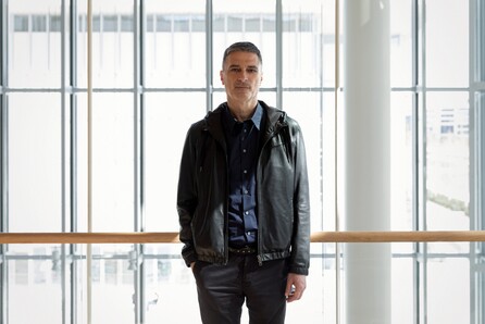 Ο κύκλος των Cycladic Talks ξεκινά με τον Γιώργο Κουμεντάκη