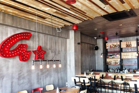 Home Café - Bar.