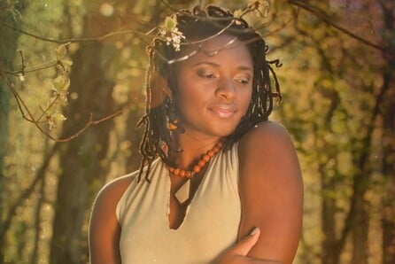 H Lizz Wright αναμειγνύει jazz, folk, gospel, R&B με ξεχωριστό τρόπο