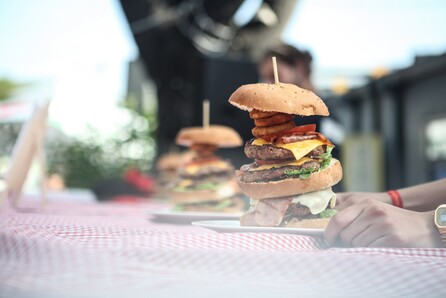 Η μεγάλη Γιορτή του Burger επιστρέφει για 3η χρονιά