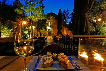 Πανσέληνος, jazz και soul στο By the glass