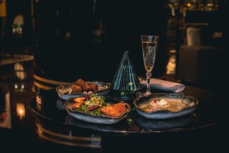 Αυτά είναι τα χριστουγεννιάτικα cocktails & bites του JuJu Bar & Restaurant