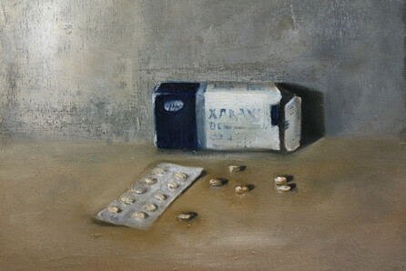 Νεκρές φύσεις και κουτιά φαρμάκων στην πρώτη ατομική έκθεση του Γιώργου Κρανίου στην Αίθουσα Τέχνης Αθηνών