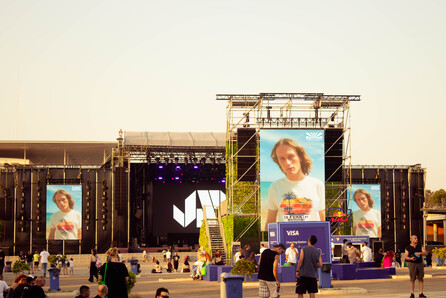 Η Funky Buddha «πηγαίνει» Athens Release Festival και προτείνει τα απόλυτα summer festival outfits