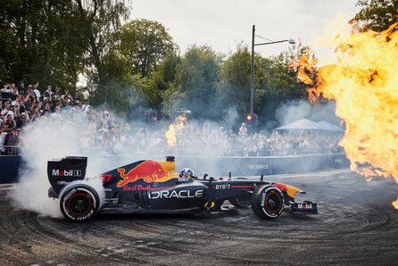 Ετοιμάσου για το Red Bull Showrun by ALUMIL και δες από κοντά την εμβληματική RB7