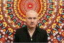 O Damien Hirst σχεδιάζει για τον Alexander Mc Queen