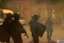 Χημικά και χειροβομβίδες κρότου - λάμψης στο Κουκάκι: Επιχείρηση της ΕΛ.ΑΣ για εκκένωση καταλήψεων