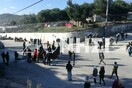 Μυτιλήνη: Ένταση και χημικά έξω από το ΚΥΤ στη Μόρια