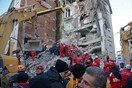 Σεισμός στην Τουρκία: Μάχη με τον χρόνο για τους αγνοούμενους - Δεκάδες νεκροί και πάνω από 1.000 τραυματίες