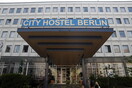 Δικαστήριο διέταξε το κλείσιμο του ξενοδοχείου του Κιμ Γιονγκ Ουν στο Βερολίνο