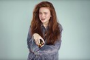 H Sadie Sink του Stranger Things παρουσιάζει τα πιο χαρακτηριστικά trends των 80s