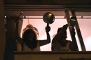 Κορωνοϊός στη Βραζιλία: Χτυπάνε κατσαρόλες στα μπαλκόνια - Οργή για τον Μπολσονάρου