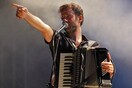 Κωστής Μαραβέγιας, Κάτω στον Πειραιά