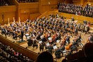 Ο Κρίστοφ Έσενμπαχ διευθύνει την Κρατική Ορχήστρα Αθηνών