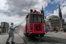 Κορωνoϊός στην Τουρκία: Στους 37 οι νεκροί - Μαζικές προσλήψεις ιατρικού και νοσηλευτικού προσωπικού