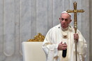 Ο Πάπας Φραγκίσκος εξήρε τους «άγιους της διπλανής πόρτας» - γιατρούς, ιερείς και νοσηλευτές
