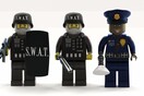 Δολοφονία Τζορτζ Φλόιντ: Η LEGO αναστέλλει την προώθηση παιχνιδιών με θέμα αστυνόμους και Λευκό Οίκο