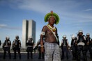 Αμαζόνιος: Νεκρός από κορωνοϊό ο Paulinho Paiakan - Εμβληματική φυσιογνωμία των ιθαγενών