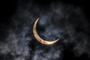 Δακτυλιοειδής έκλειψη Ηλίου: Οι πιο εντυπωσιακές φωτογραφίες από όλο τον κόσμο