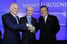 Γιατί χαίρεται ο κόσμος και χαμογελάει, πατέρα;